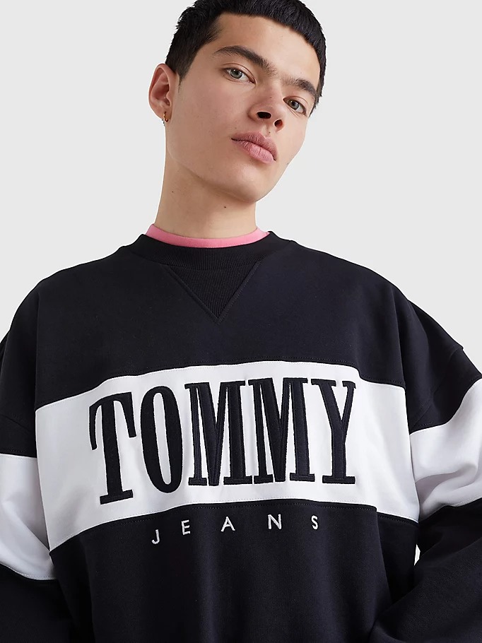 Tommy jeans limited on sale edition logo sweatshirt